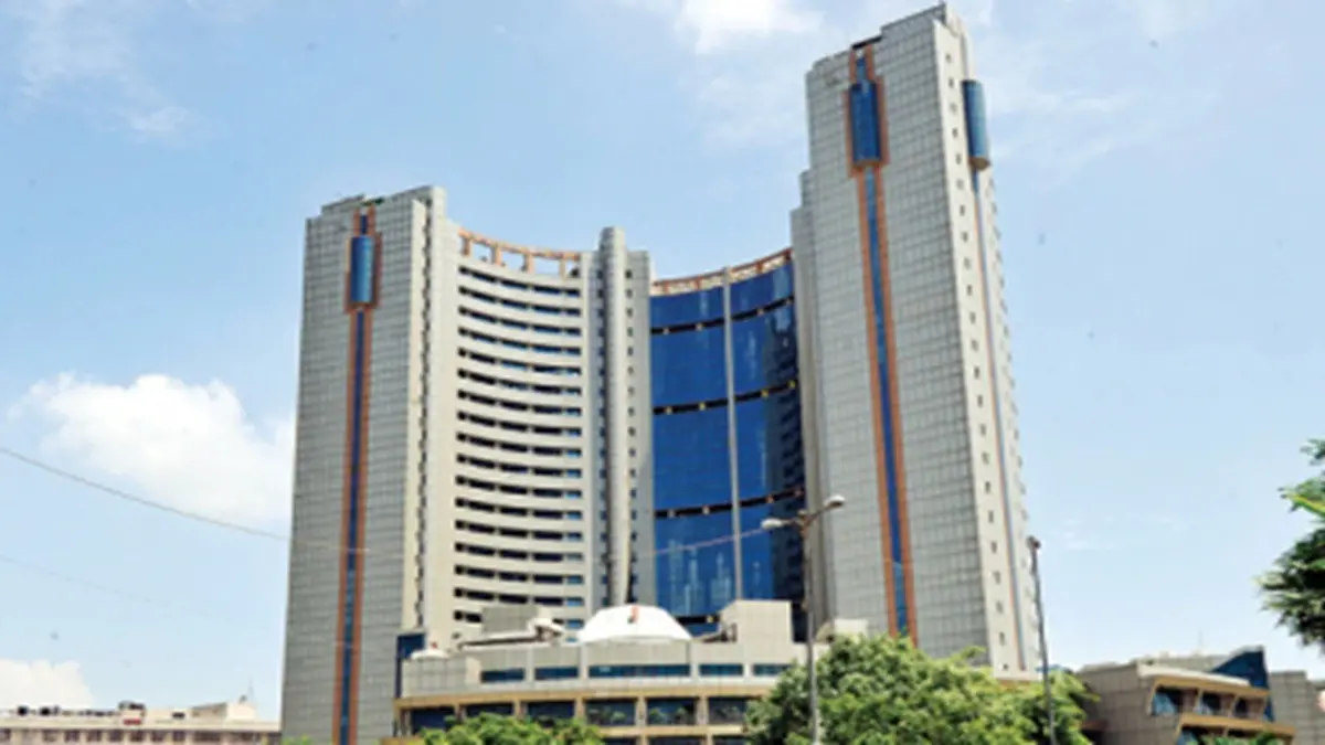 Delhi Civic Centre Gets Bomb Threat: No Suspicious Object Found After Anti-Sabotage Check, Cyber Cell Probing Email Delhi Civic Centre Gets Bomb Threat: No Suspicious Object Found After Anti-Sabotage Check, Cyber Cell Probing Email