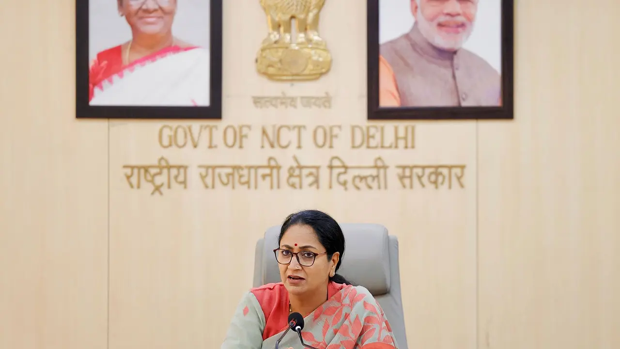 Delhi CM Orders Strict Action Over Child Safety After Jafrabad Playschool Case, Alleged Rape in Bus Delhi CM Orders Strict Action Over Child Safety After Jafrabad Playschool Case, Alleged Rape in Bus