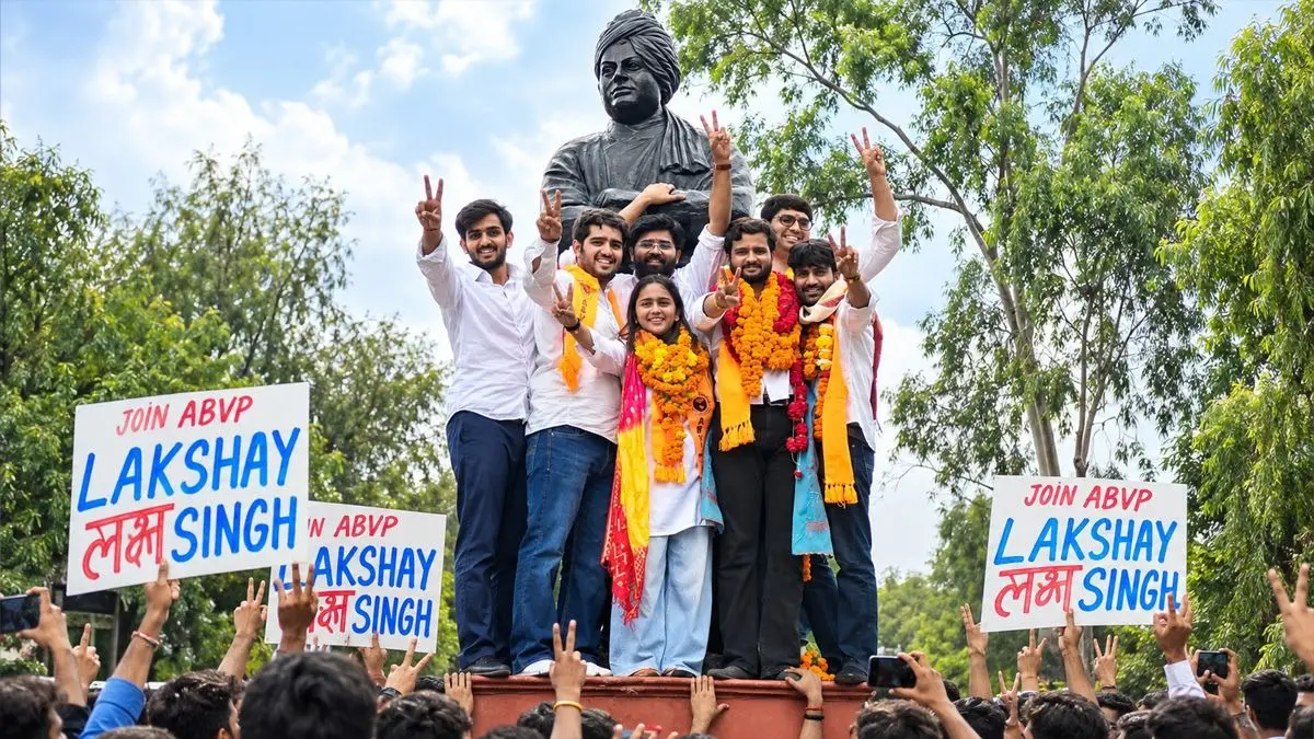 ABVP ने अध्यक्ष, सचिव और संयुक्त सचिव पद जीते, जबकि उपाध्यक्ष पद निर्दलीय दीपांशु शौकीन ने जीता
