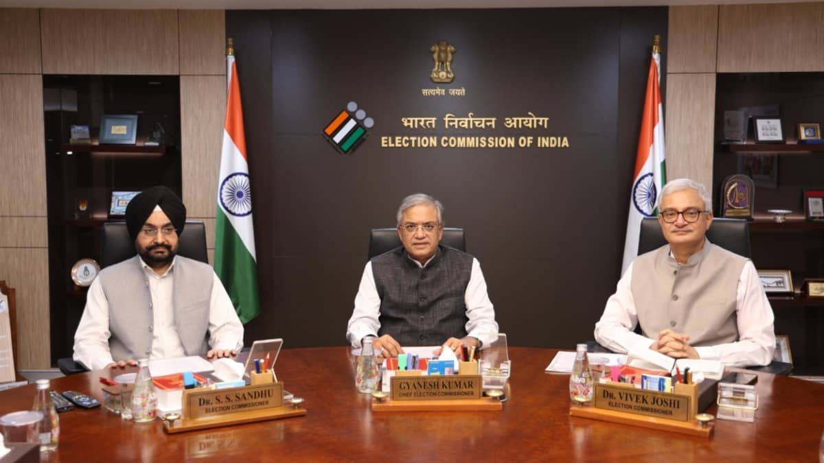 ECI Announces Key Measures for SIR Process, Extends Deadlines in Delhi and Maharashtra After Key Meeting