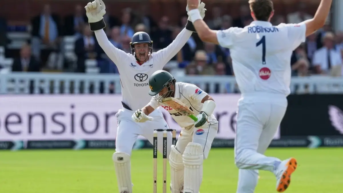 'Absolutely Ridiculous': PCB Under Fire Following Controversial Call To Release 7 Players Ahead Of ENG vs PAK 3rd Test England players appeal for a LBW