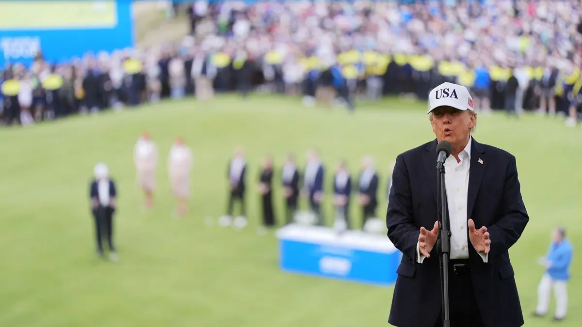 'Everybody's Been Bugging Me': Trump Announces End To 10% Tariff On Irish Whiskey At Irish Open In Doonbeg 'Everybody's Been Bugging Me': Trump Announces End To 10% Tariff On Irish Whiskey At Irish Open In Doonbeg