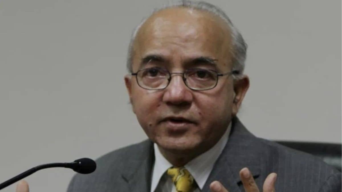 Former Delhi Chief Secretary Rakesh Mehta Commits Suicide at Noida Residence, Note Found 