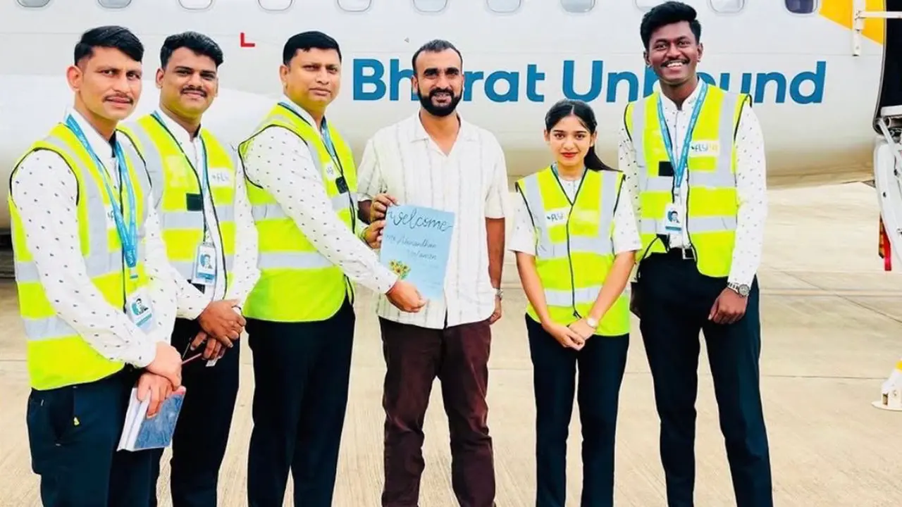 'From Guarding India’s Skies to Connecting Its People': Civil Aviation Minister Lauds Group Captain Abhinandan's (Retd) Switch to Commercial Airlines 'From Guarding India’s Skies to Connecting Its People': Civil Aviation Minister Lauds Group Captain Abhinandan's (Retd) Switch to Commercial Airlines