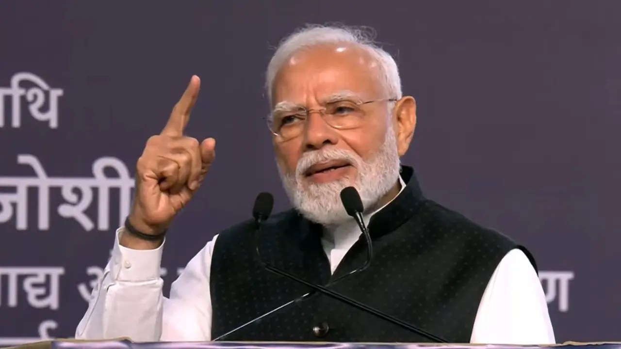 'मैंने लाल किले से होमियोपैथी की गोली दी थी, सारे दिमागी नक्सल बाहर निकल आए...' SRCC में बोले पीएम मोदी “Homeopathic pill exposed Dimagi Naxals”: PM Modi addresses SRCC centenary celebrations