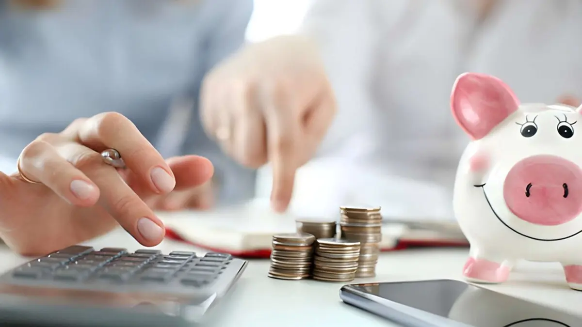 How to Use EMI Estimates to Avoid Over‑Borrowing on a Personal Loan How to Use EMI Estimates to Avoid Over‑Borrowing on a Personal Loan