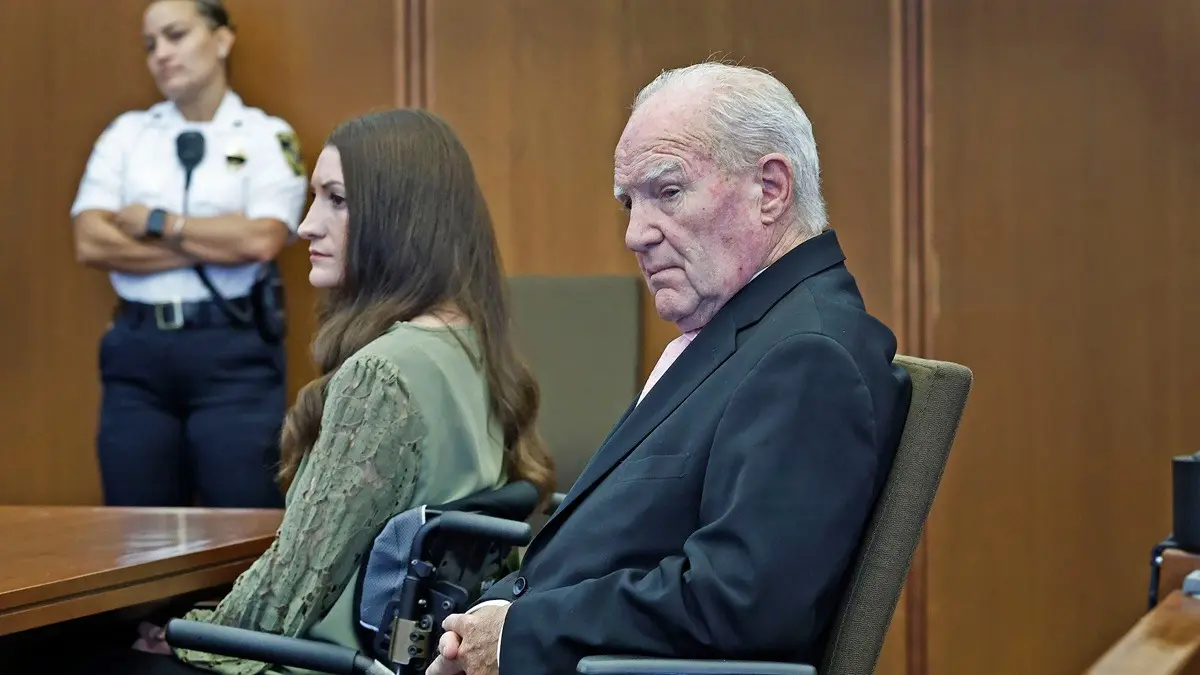 Hung Jury Looms In Lindsay Clancy Murder Trial: Defence Seeks Removal Of Juror, Judge Says He Won't Side With 11 Against One Hung Jury Looms In Lindsay Clancy Murder Trial: Defence Seeks Removal Of Juror, Judge Says He Won't Side With 11 Against One