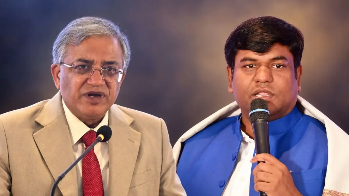 'एक खून माफ होता तो ज्ञानेश कुमार को गोली मार देते, ये जेल जाएंगे...', VIP सुप्रीमो मुकेश सहनी ने दिया विवादित बयान, बवाल तय है If I were pardoned one murder, first person I would shoot is Gyanesh VIP chief Mukesh Sahani