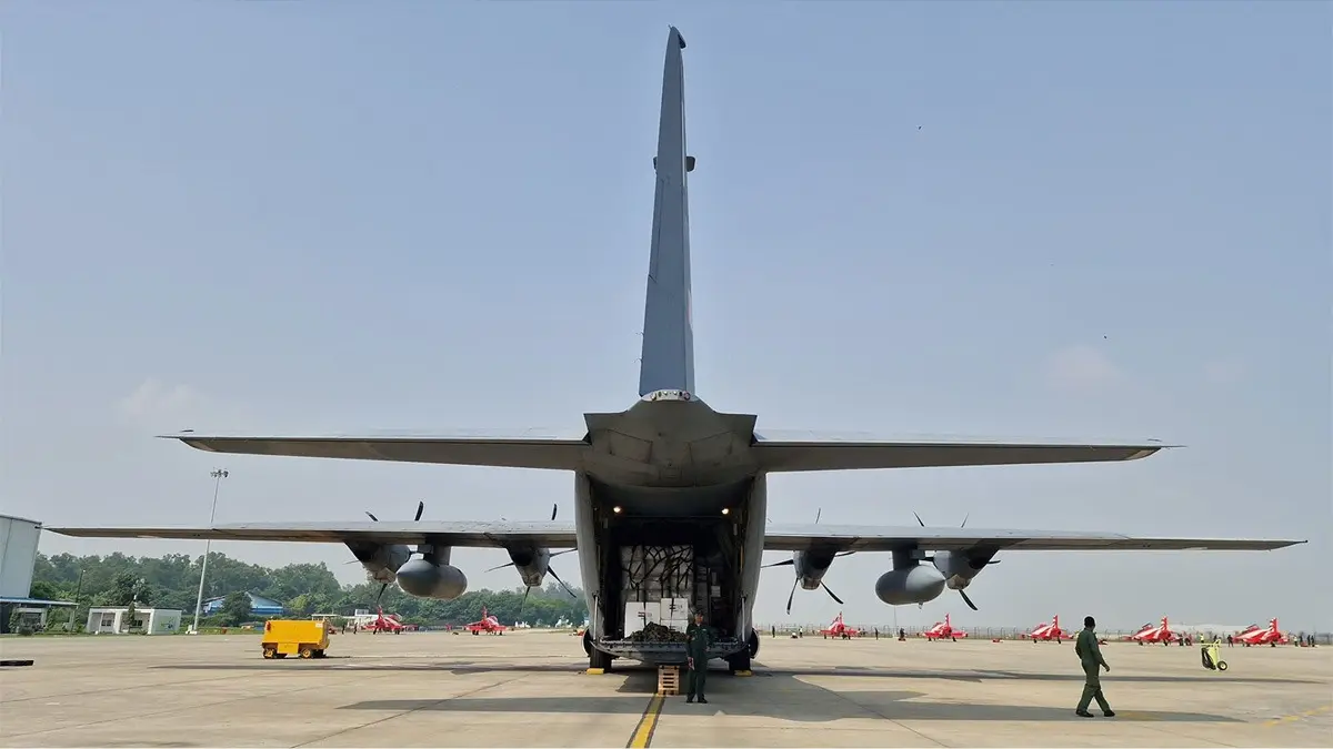 India Continues Relief Efforts in Flood-Hit Nepal, Dispatches 11 Tonnes of Aid Including Medicines, Forensics India Continues Relief Efforts in Flood-Hit Nepal, Dispatches 11 Tonnes of Aid Including Medicines, Forensics