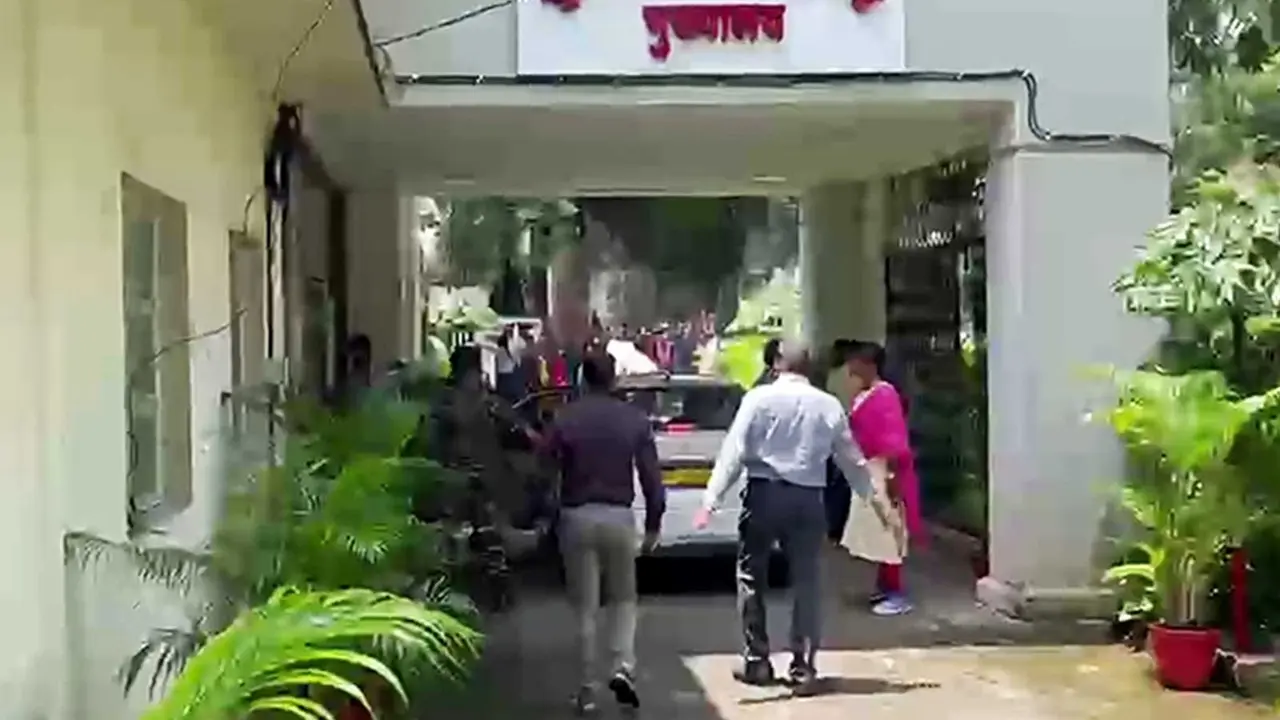Jharkhand CID Arrests Two in JPSC, JSSC Exam Irregularities Cases Jharkhand CID Arrests Two in JPSC, JSSC Exam Irregularities Cases