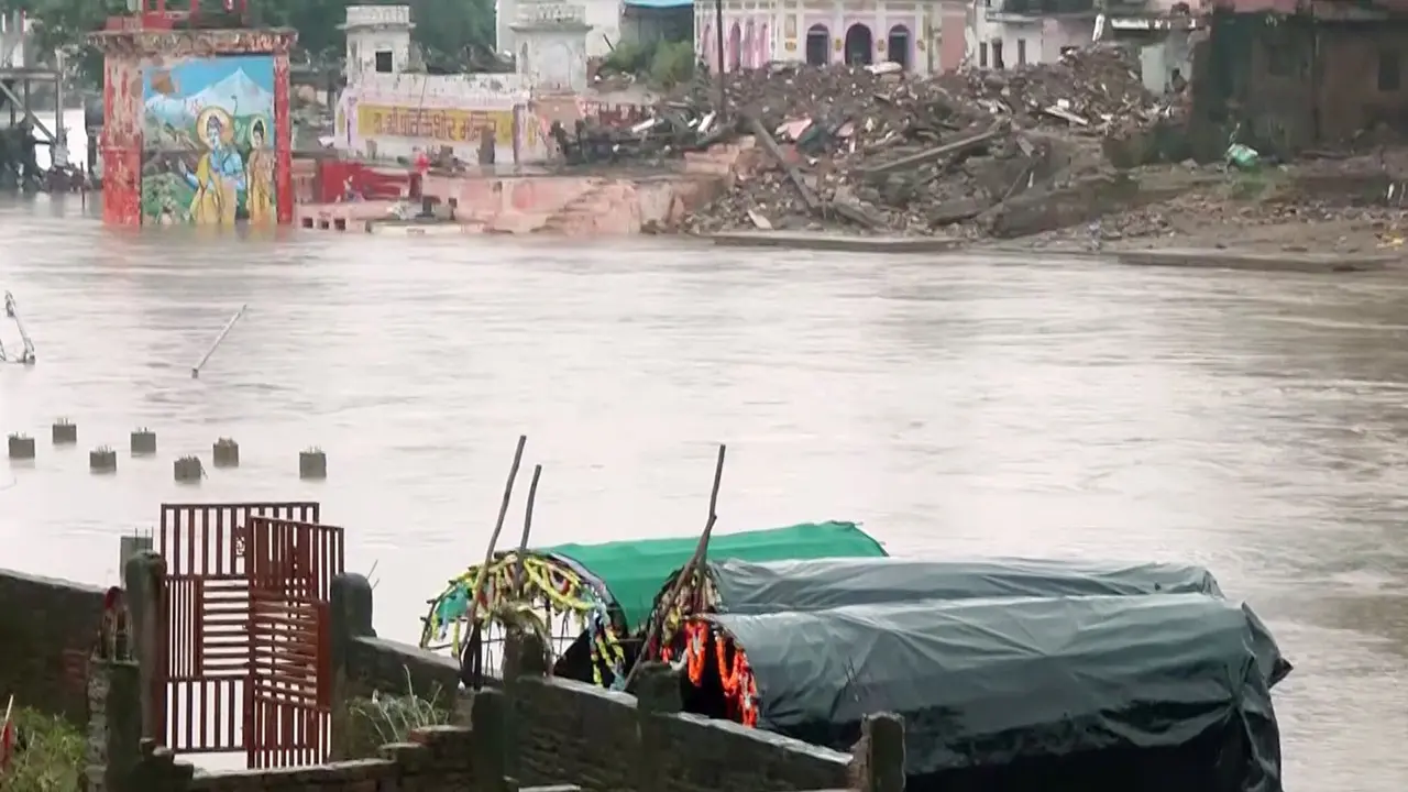 MP: Heavy Rain in Chitrakoot Pushes Mandakini River Above Danger Mark MP: Heavy Rain in Chitrakoot Pushes Mandakini River Above Danger Mark