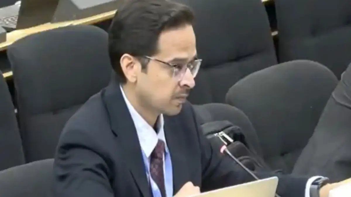 'Neither Terror Nor Theatrics Will Repay Loans': India Rips into Pak at UN 'Neither Terror Nor Theatrics Will Repay Loans': India Rips into Pak at UN