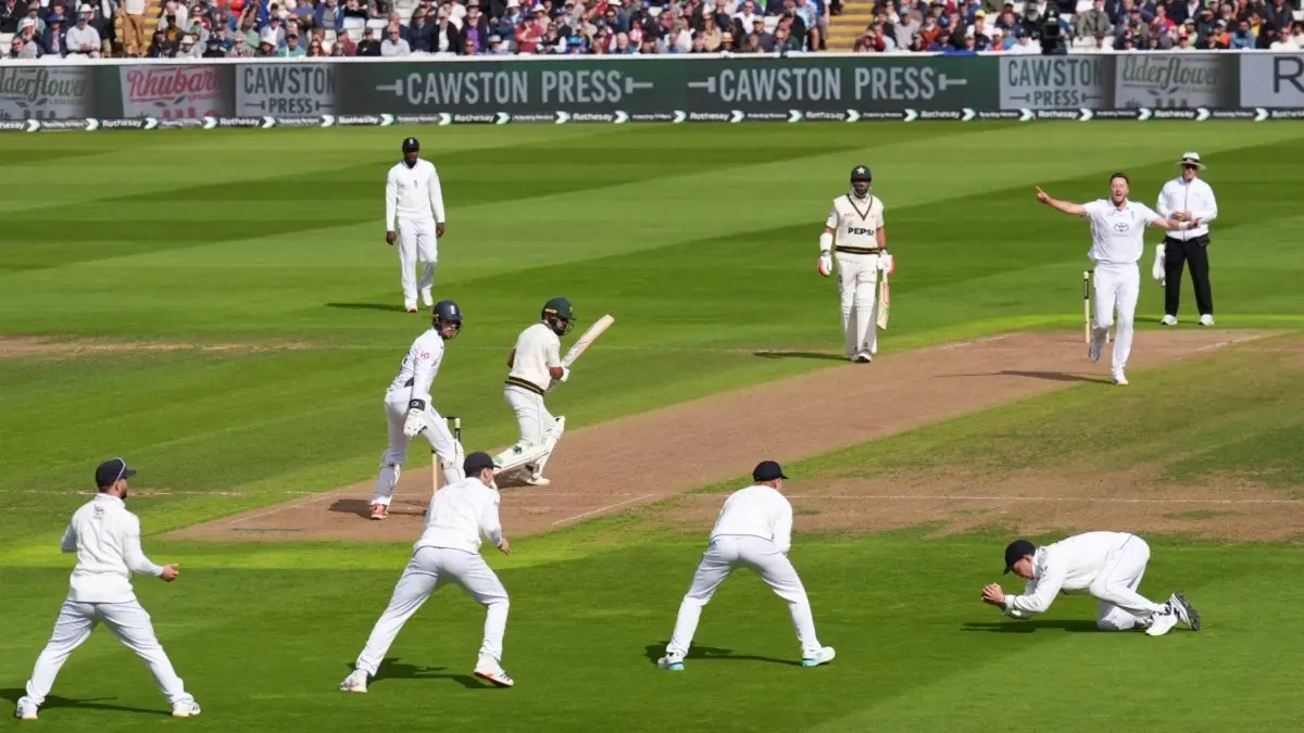 ENG vs PAK: Josh Tongue Tears Through New-Look Pakistan To Leave Hosts In Tatters At Edgbaston Ollie Robinson celebrates wicket of Abdullah Shafique