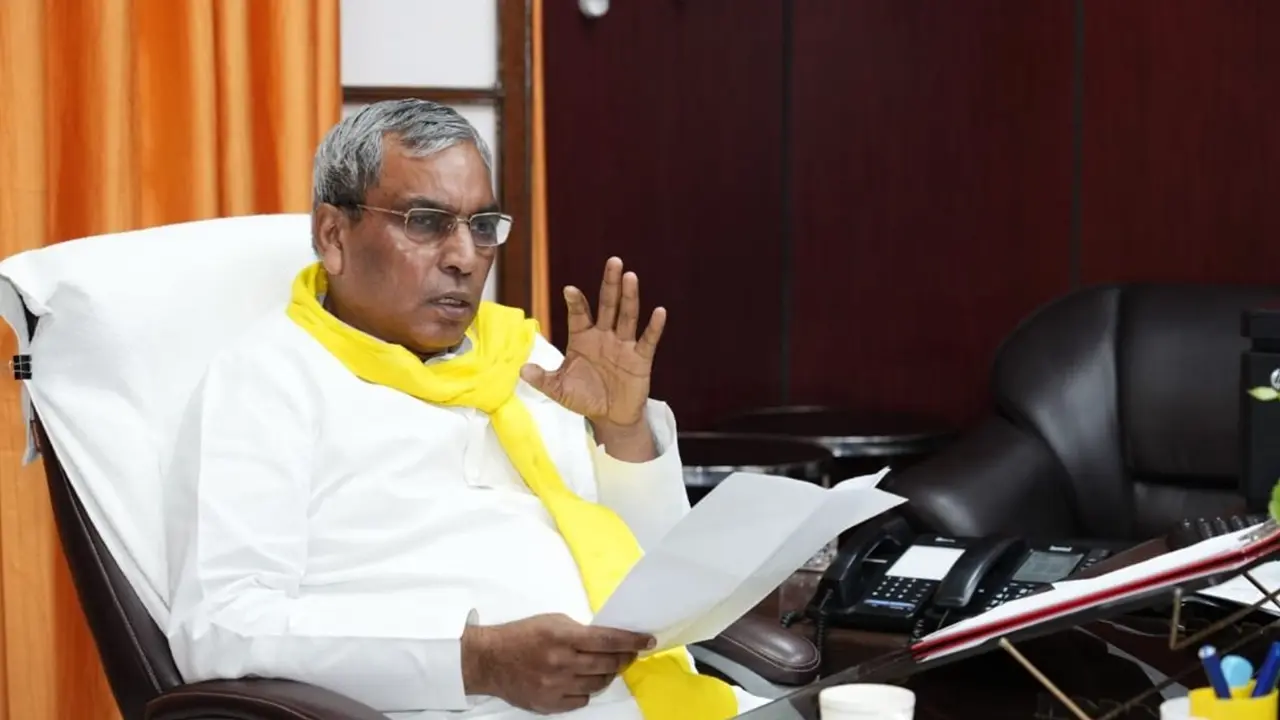 'ए महाराज, इसको गठबंधन नहीं ठगबंधन कहते हैं...', सपा-कांग्रेस की तकरार पर राजभर का हमला, पूछा- 'चच्चू' को आपने परमिशन दी या वो आत्मनिर्भर हो गए? op rajbhar attacks samajwadi party congress akhilesh yadav shivpal yadav over alliance