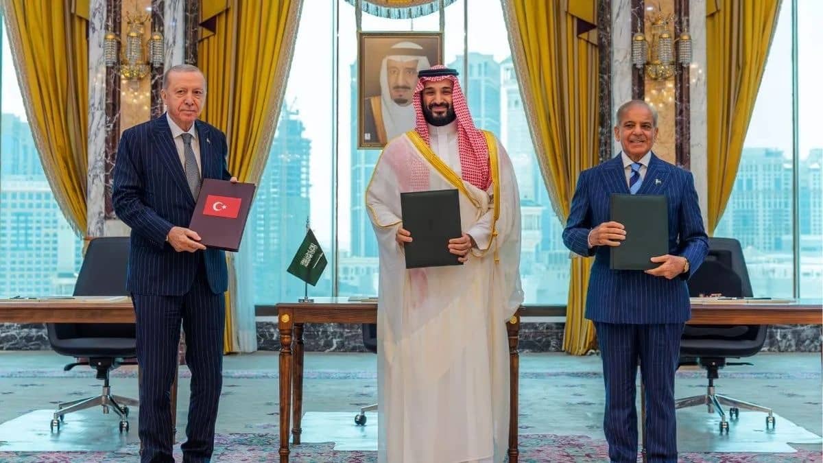 Pakistan Clarifies Makkah Pact Amid Houthi Attacks On Saudi Arabia