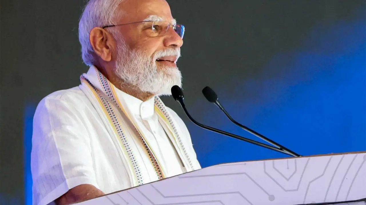 PM Modi to Virtually Join 20th Rozgar Mela Today to Distribute Over 51,000 Appointment Letters PM Modi to Virtually Join 20th Rozgar Mela Today to Distribute Over 51,000 Appointment Letters