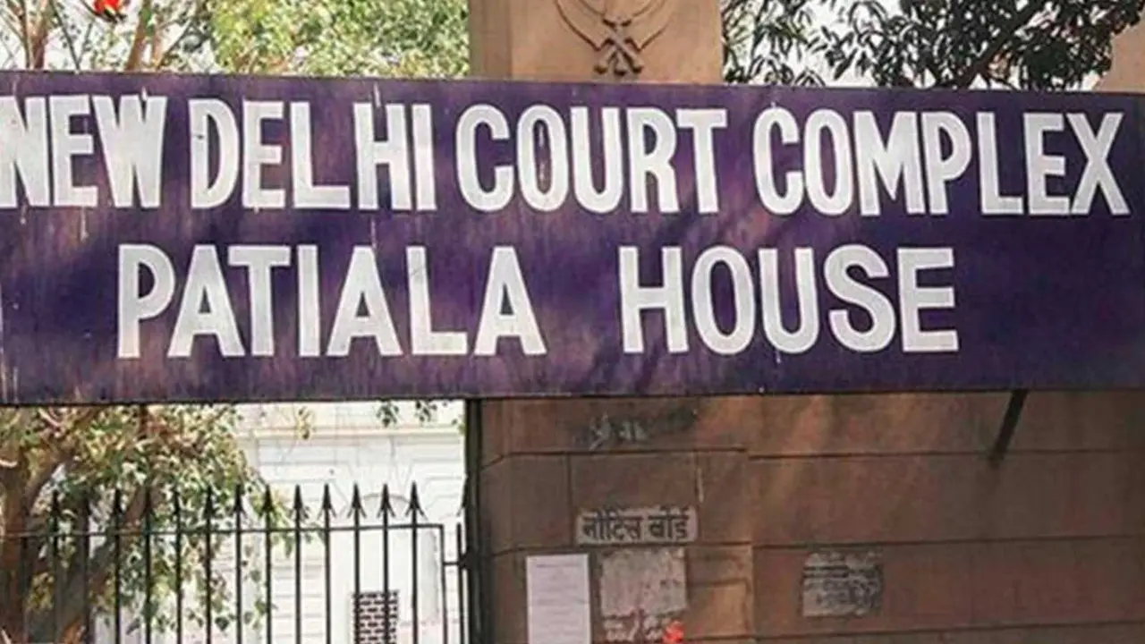 Satya Niketan Building Collapse Case: Delhi Court Calls for Medical Report on Hari Ram Gupta's Bail Plea Satya Niketan Building Collapse Case: Delhi Court Calls for Medical Report on Hari Ram Gupta's Bail Plea