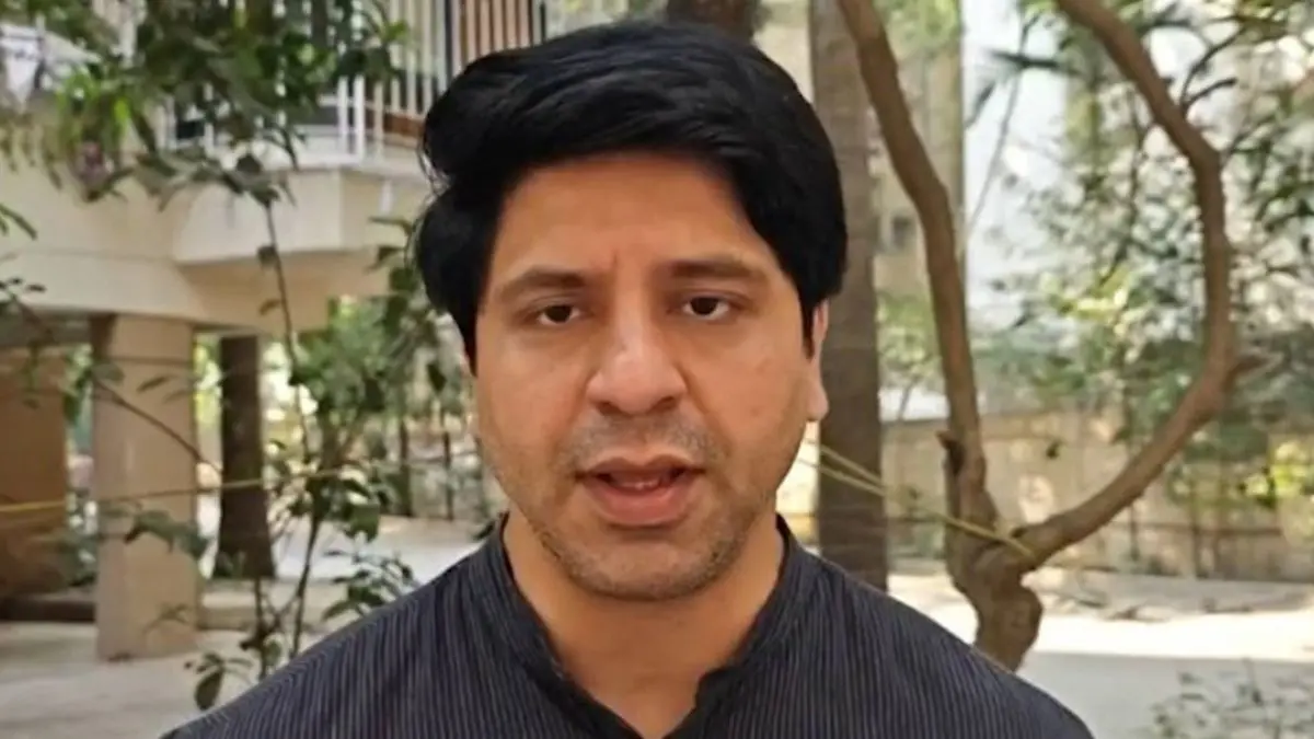 'मैं हूं आपका 38 साल का अंकल', रिया अहीर संग मसले पर शहजाद पूनावाला ने फिर किया पोस्ट, इस बार मुद्दे को खत्म करने की अपील की Shehzad Poonawalla