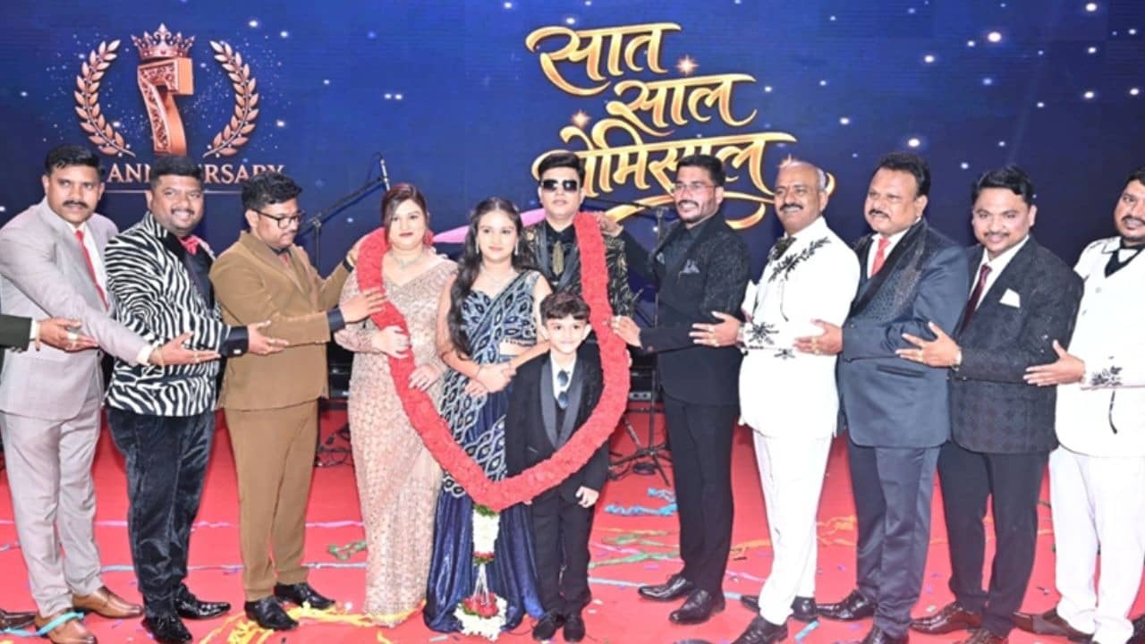 दिल्ली में रियान्श मल्टीट्रेड की सातवीं वर्षगांठ, हजारों डायरेक्ट सेलर्स हुए शामिल