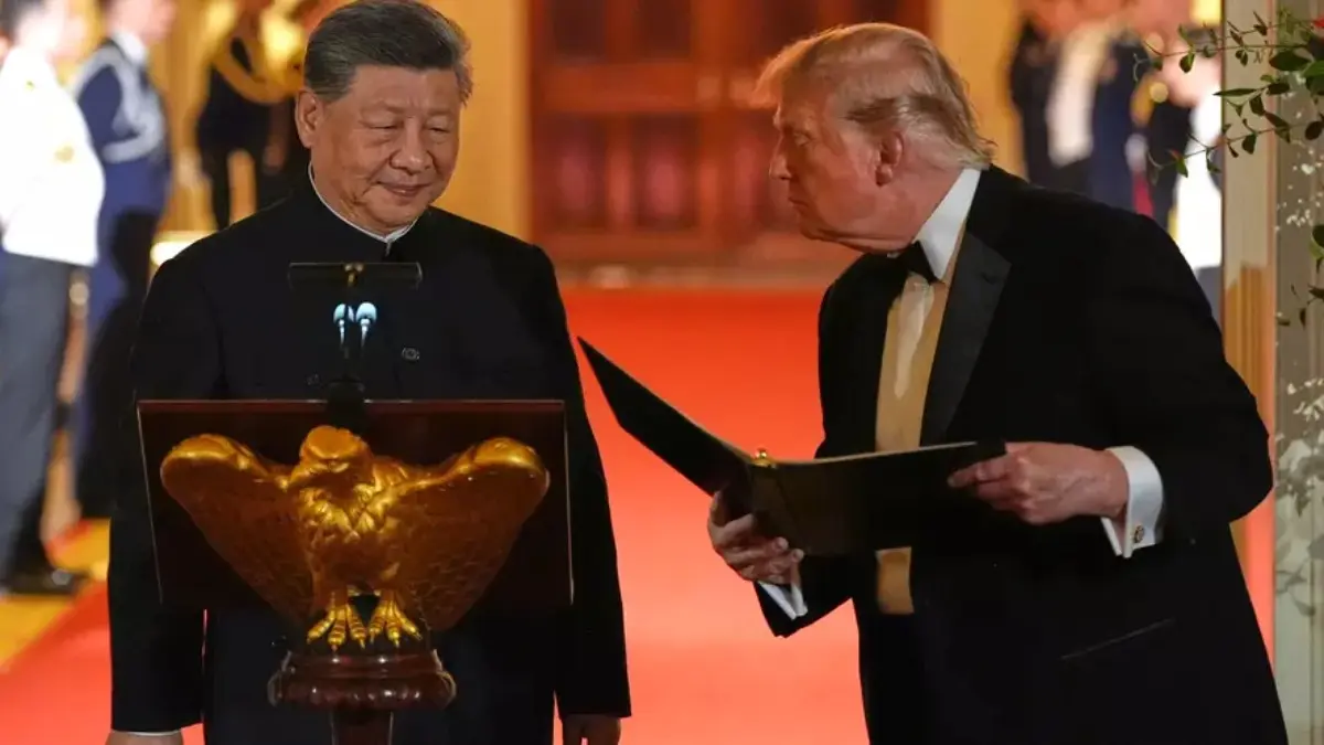 Trump Gifts Xi Jinping Bald Eagle Statue at WH State Dinner, Says US-China Ties Have 'Never Gotten Along Better' Trump Gifts Xi Bald Eagle Statue, Says US-China Ties Better Than Ever
