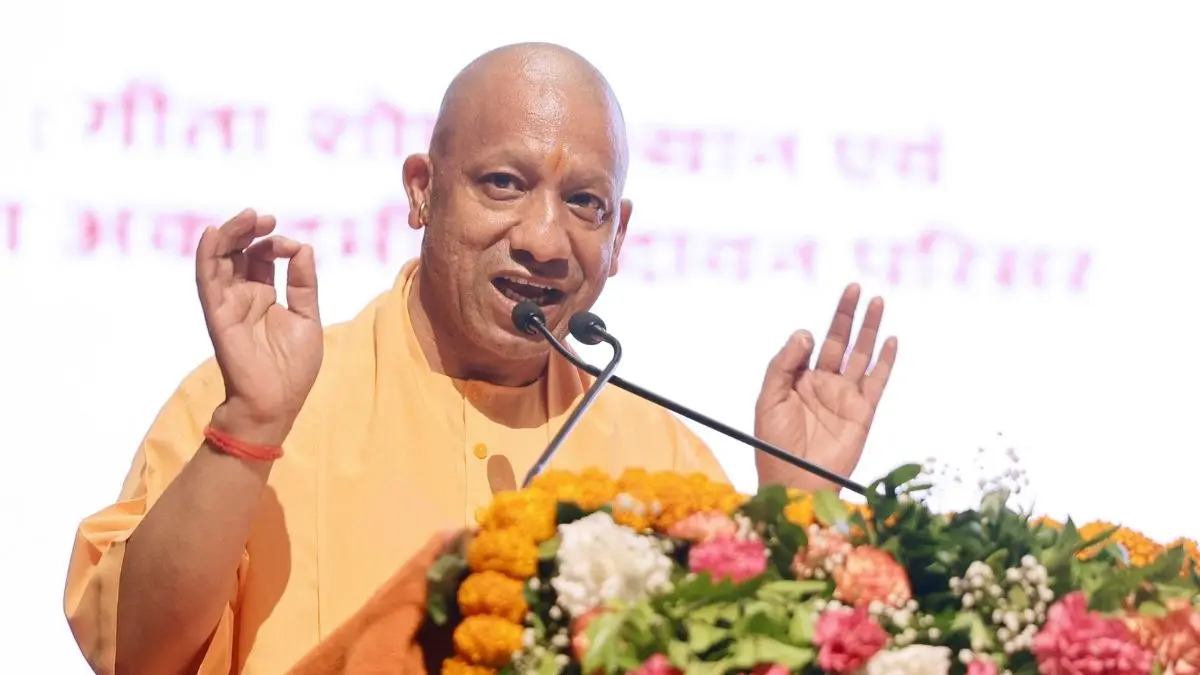 UP के गांवों में बनेगी डिजिटल लाइब्रेरी, योगी सरकार का बड़ा फैसला, ग्राम पंचायतों को मिलेगा 454 करोड़ रुपये का बजट Yogi Adityanath 5