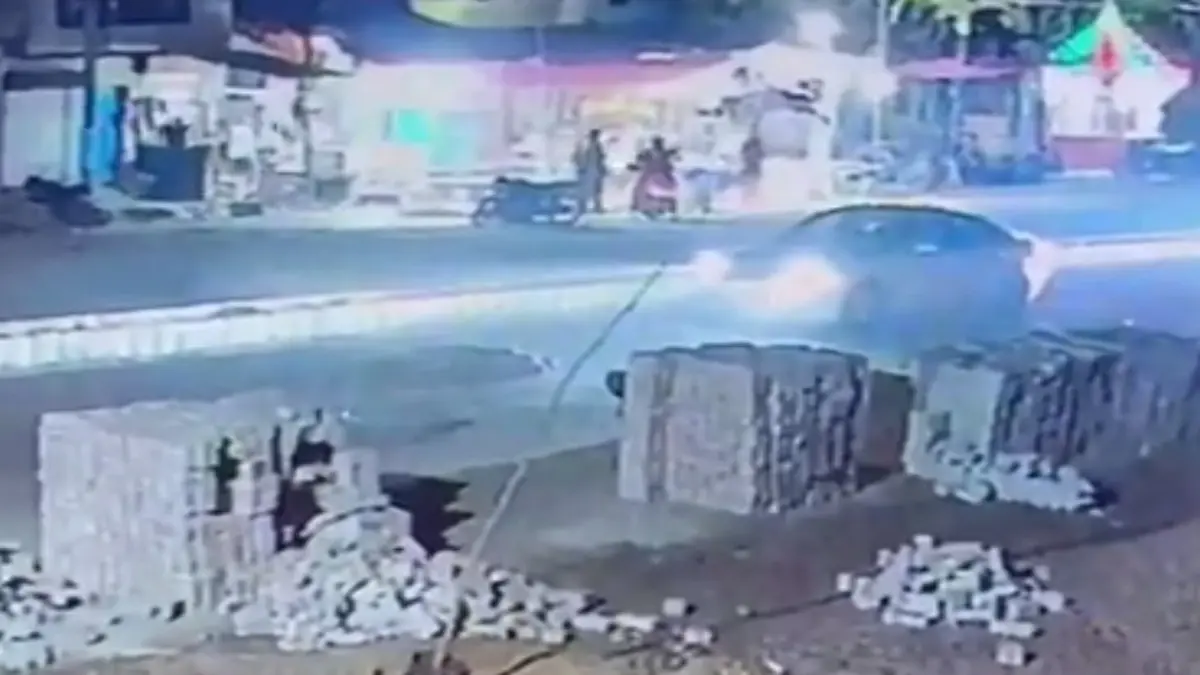 Aligarh Hit-and-Run: Audi Linked To Ex-BJP Leader Runs Over Biker After Honking Dispute, CCTV Surfaces Aligarh Hit-and-Run: Audi Linked to Ex-BJP Leader Runs Over Biker