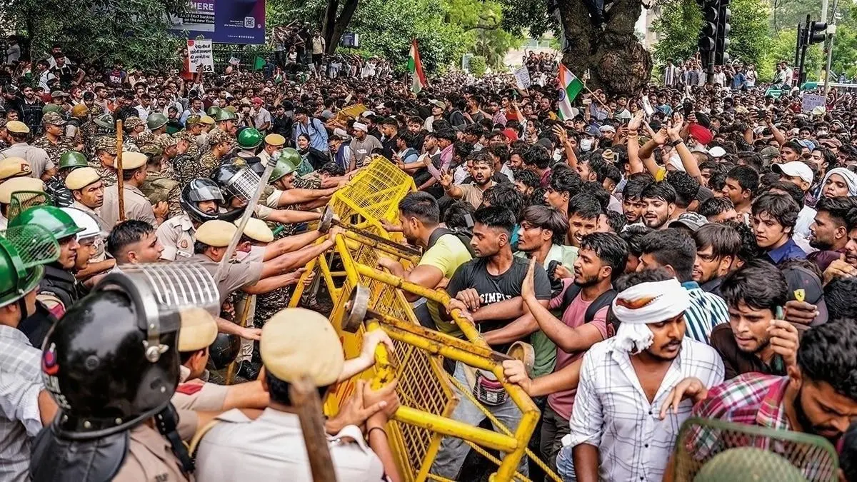 Around 1,000 Protesters Detained Across Delhi Over CJP's 'Jantar Mantar 2.0' Protest: Sources Around 1,000 Protesters Detained Across Delhi Over CJP's 'Jantar Mantar 2.0' Protest: Sources