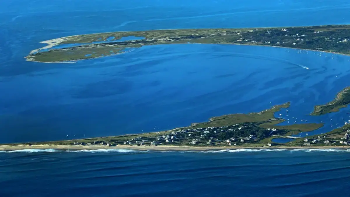 Bermuda To Boston Medical Jet With 6 On Board Vanishes Mid-Air Off Nantucket Coast Bermuda To Boston Medical Jet With 6 On Board Vanishes Mid-Air Off Nantucket Coast
