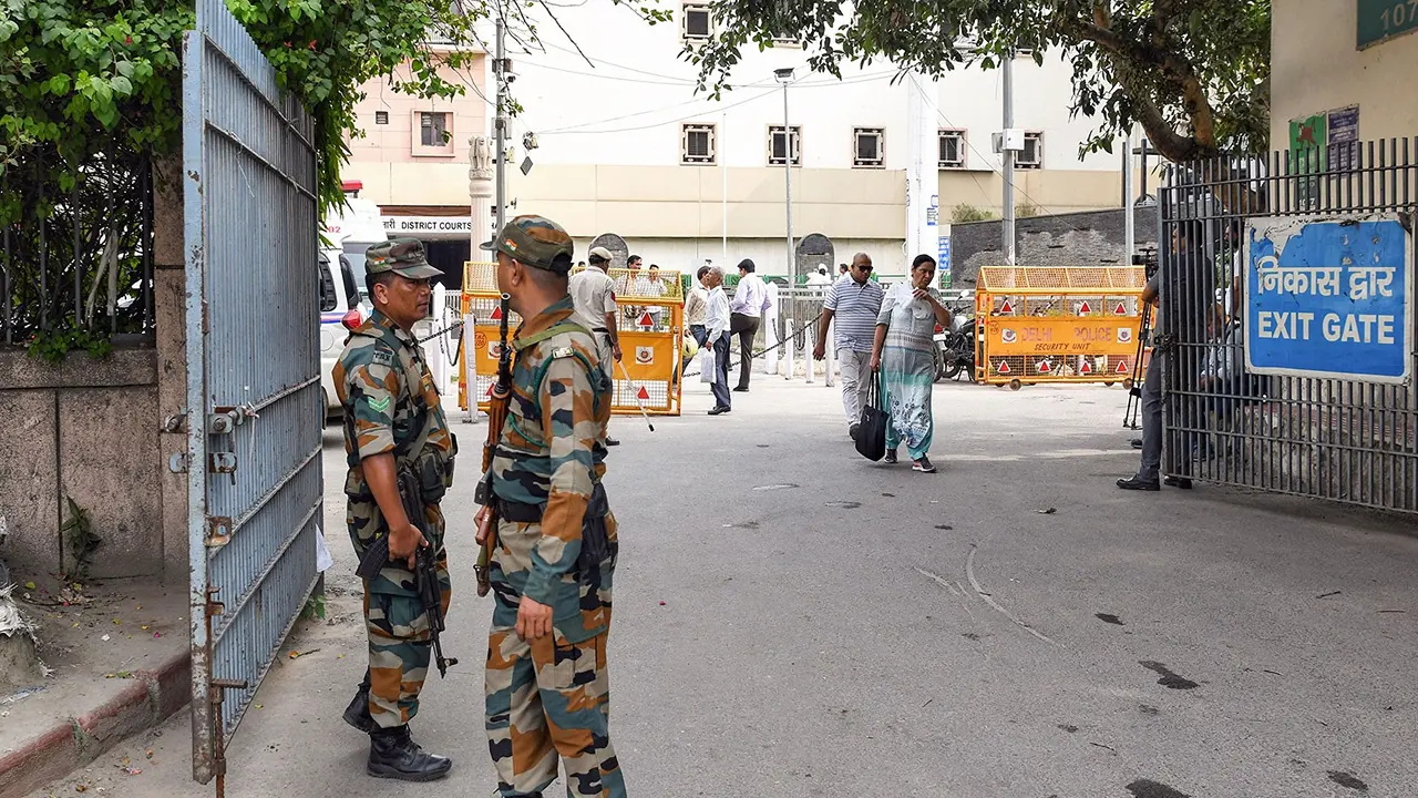 Court Acquits Accused in 2016 Triple Murder Case for Lack of Evidence, Main Accused Absconding Court Acquits Accused in 2016 Triple Murder Case for Lack of Evidence, Main Accused Absconding