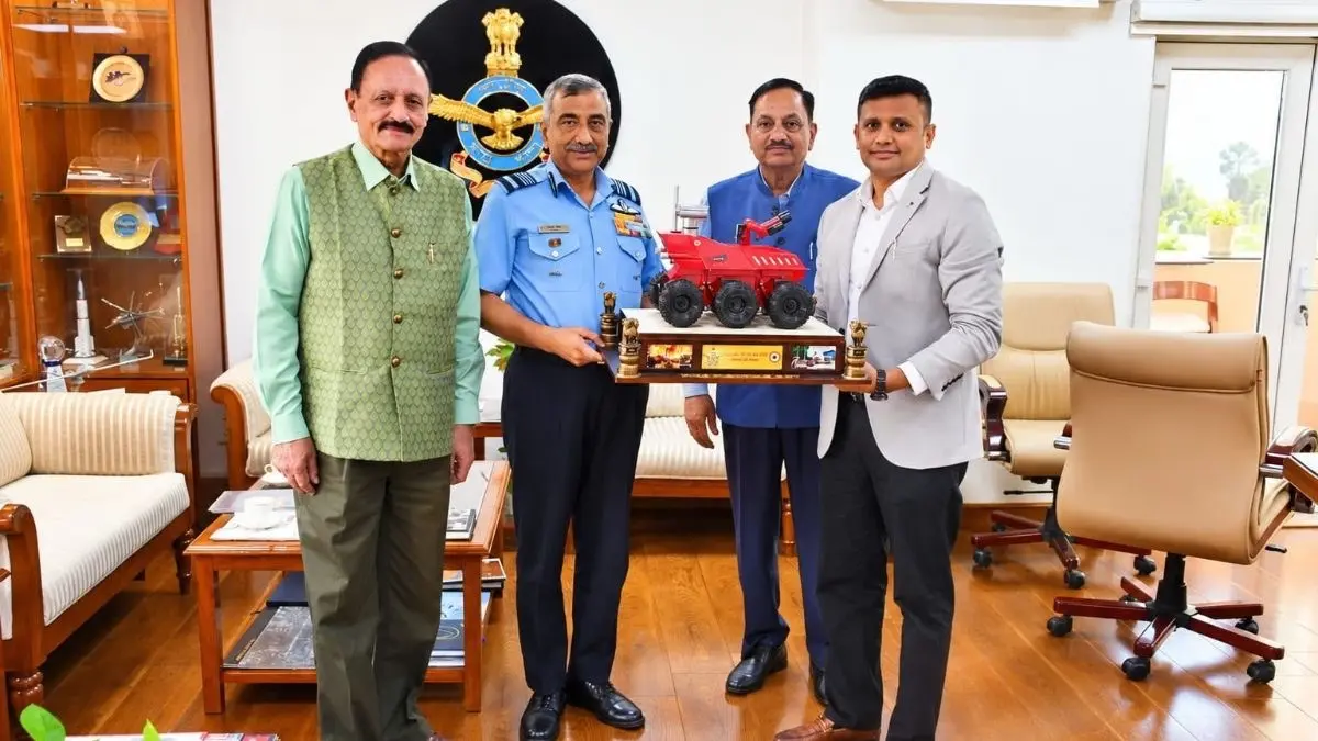 Defence Ministry's 1st iDEX winner: How a Swadeshi Firefighting Robot Fits into the Unfinished Lesson of Op Sindoor Defence Ministry's 1st iDEX winner: How a Swadeshi Firefighting Robot Fits into the Unfinished Lesson of Op Sindoor