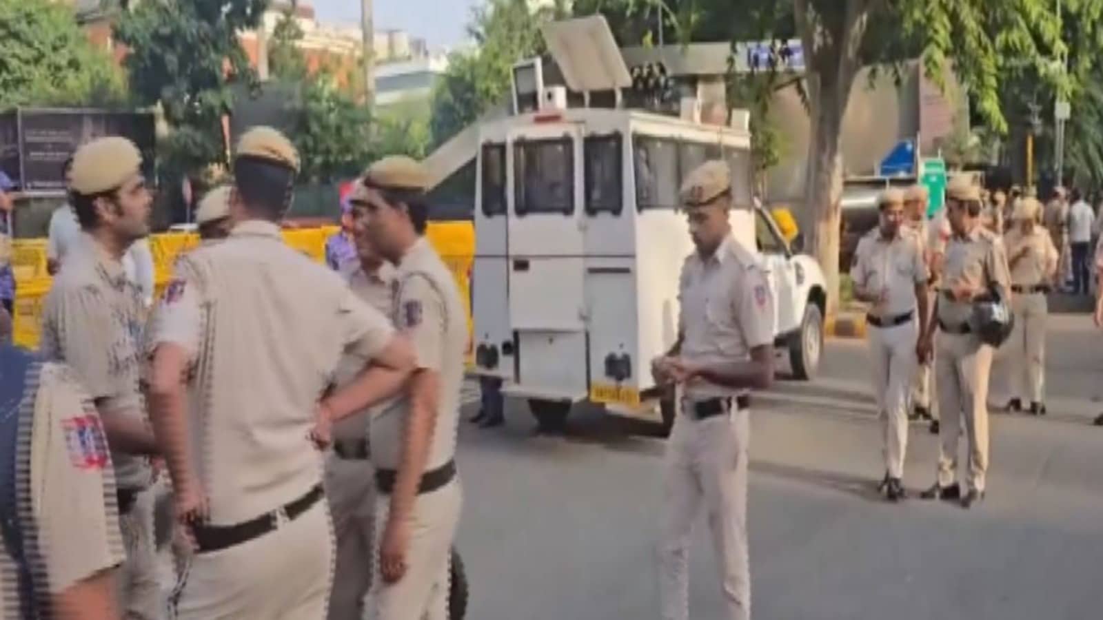 Delhi Police Bust Gang Making Extortion Calls in Goldy Brar's Name, Four Arrested