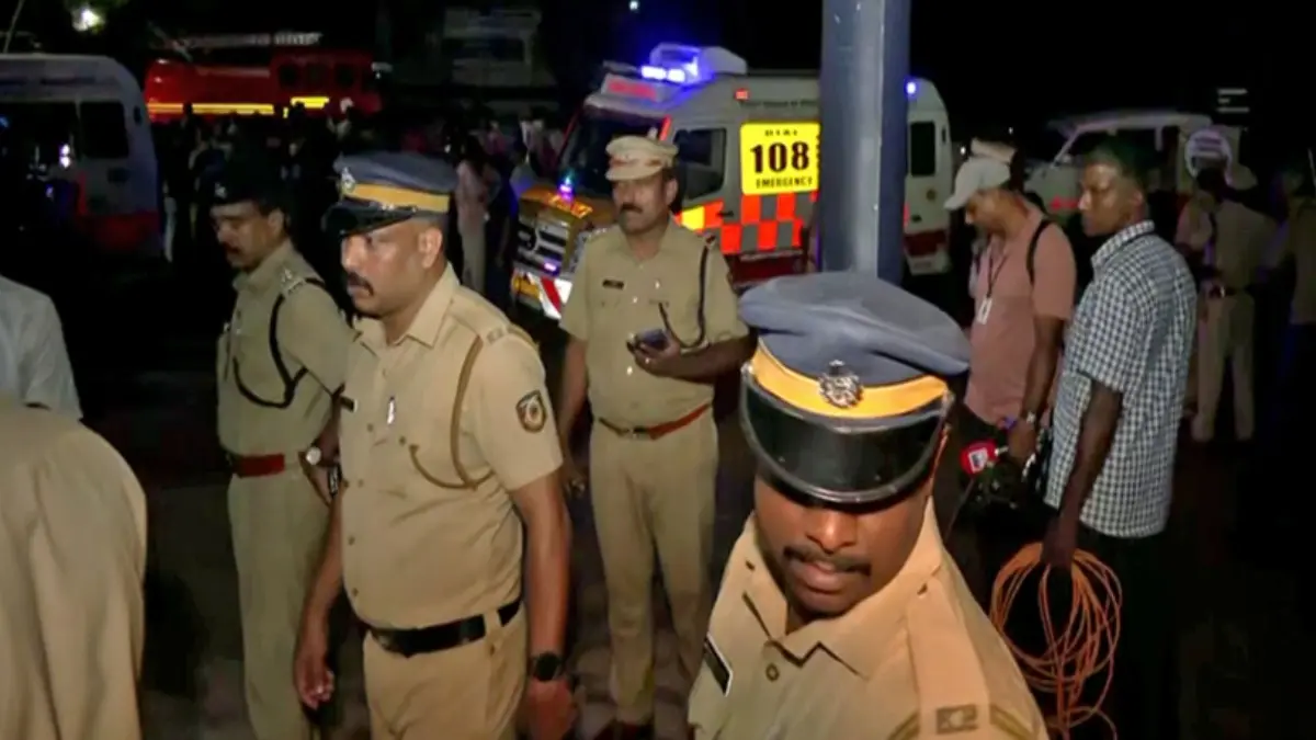 Former Army Officer Arrested in Vellore for Allegedly Leaking Military Secrets to Unidentified Woman Former Army Officer Arrested in Vellore for Allegedly Leaking Military Secrets to Unidentified Woman