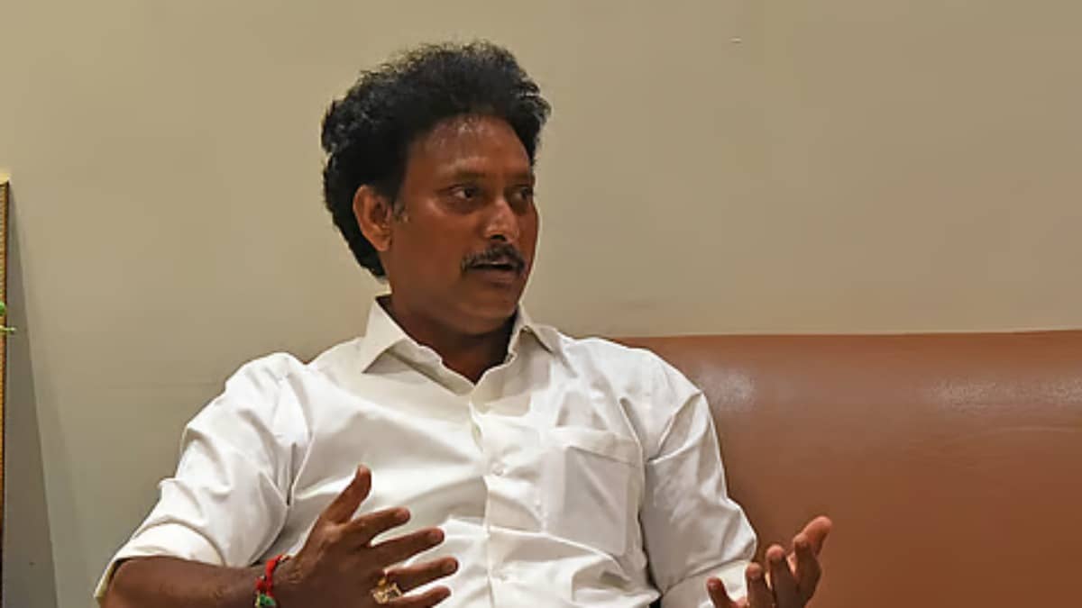Former Tamil Nadu Minister Anbil Mahesh Arrested in Rs 100-Crore Bribery Case