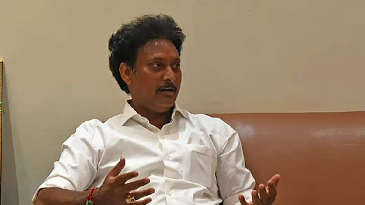 Former Tamil Nadu Minister Anbil Mahesh Arrested in Rs 100-Crore Bribery Case Former Tamil Nadu Minister Anbil Mahesh Arrested in Rs 100-Crore Bribery Case