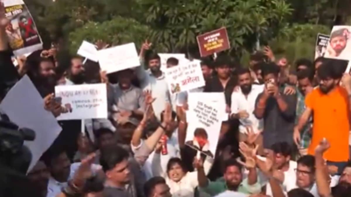 'Gen Next Mumbai': Counter-Protest Held Against Cockroach Janata Party in Mumbai