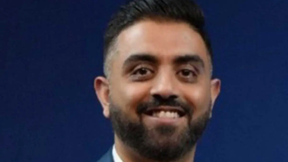 'In Good Health and Recovering Well': Indian Envoy Deepak Mittal Visits Flydubai Pilot Capt Smit Machchhar at UAE Hospital 'In Good Health and Recovering Well': Indian Envoy Deepak Mittal Visits Flydubai Pilot Capt Smit Machchhar at UAE Hospital