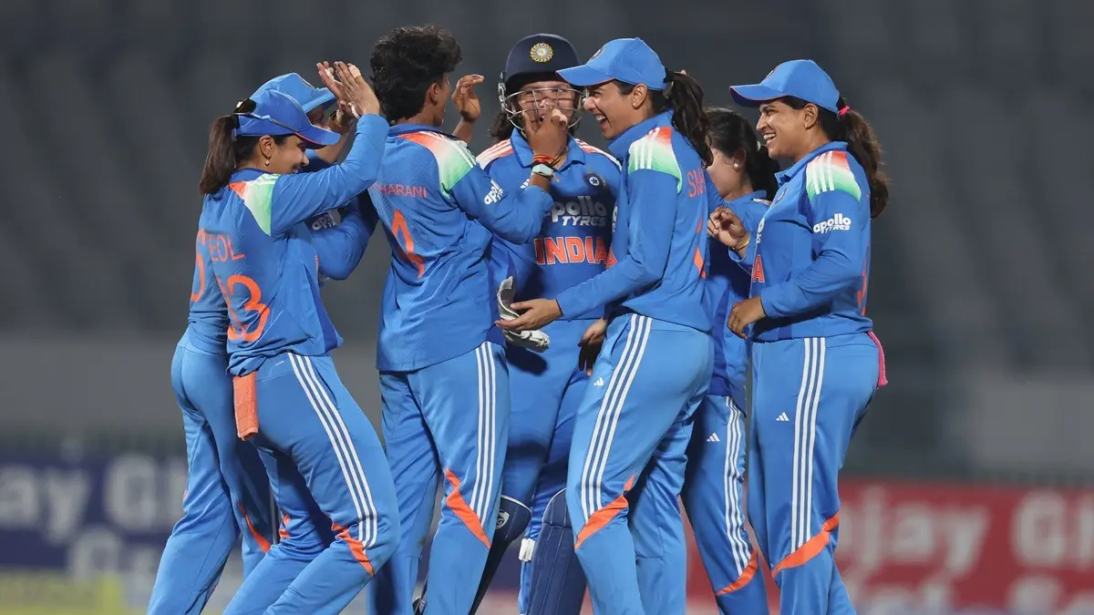 India Women Seal Series 2-0 vs Zimbabwe After Harmanpreet's 126 And Deepti's Unbeaten 106 India Women Seal Series 2-0 vs Zimbabwe After Harmanpreet's 126 And Deepti's Unbeaten 106