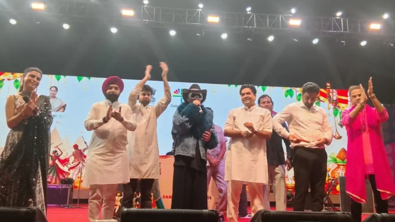जवाहरलाल नेहरू स्टेडियम में डांडिया उत्सव 2026 का शानदार समापन, CM रेखा गुप्ता ने की शिरकत जवाहरलाल नेहरू स्टेडियम में डांडिया उत्सव 2026 का शानदार समापन
