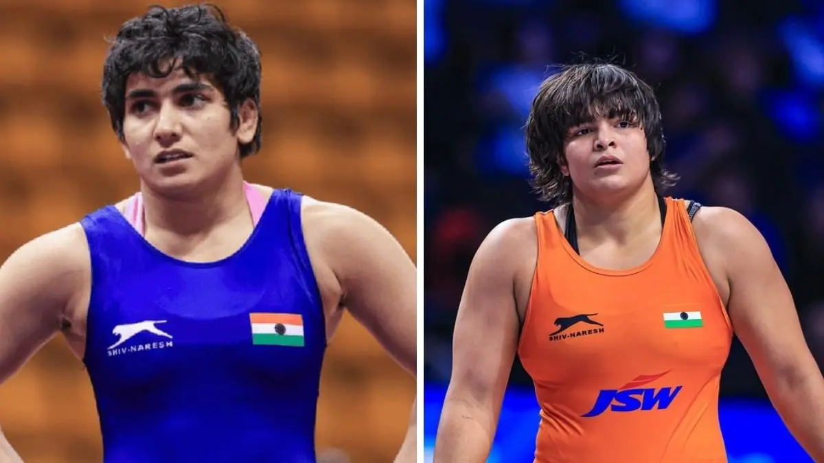 Kajal Dhochak, Neelam Sirohi Win Silver as Two Indian Women Make History at World Championships Kajal, Neelam Win Silver as Indian Women Make Wrestling History