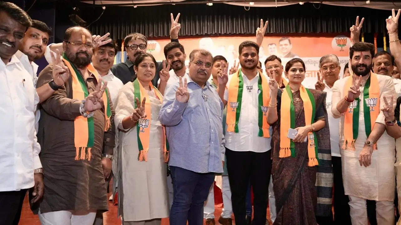 Maharashtra MLC Election: 2 दिन, 6 जिले, 10 बैठकें...BJP चीफ के दो दिवसीय दौरे से भाजपा-महायुति के प्रचार में तेजी Maharashtra MLC Election