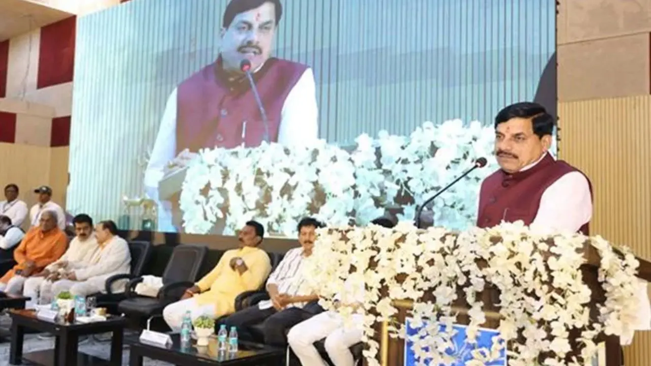 प्रदेश में तेज गति से हो रहा है स्वास्थ्य सुविधाओं का विस्तार: मुख्यमंत्री डॉ. मोहन यादव मध्य प्रदेश के मुख्यमंत्री मोहन यादव