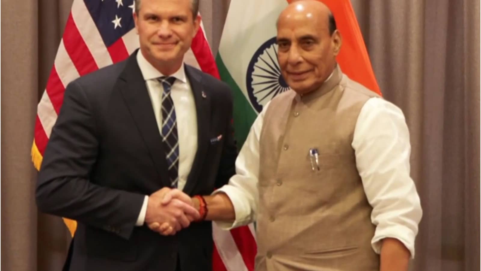 'Reviewed Progress of India-US Defence Framework': Rajnath Singh on Meeting with Pete Hegseth in Philippines