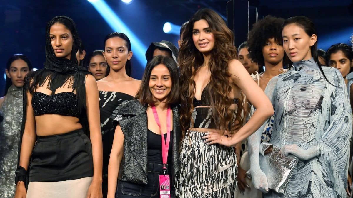 Richa Khemka Redefines Contemporary Design At Lakmé Fashion Week With Diana Penty As Showstopper
