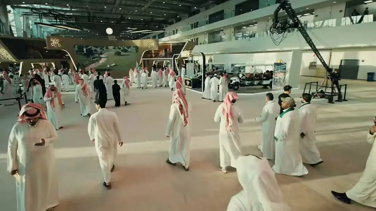 Saudi Arabia Issues Emergency Alert Over 'Hostile Aerial Threat' in Mecca; Later Claims 'Danger Has Passed' Saudi Arabia Issues Emergency Alert Over 'Hostile Aerial Threat' in Mecca; Later Claims 'Danger Has Passed'