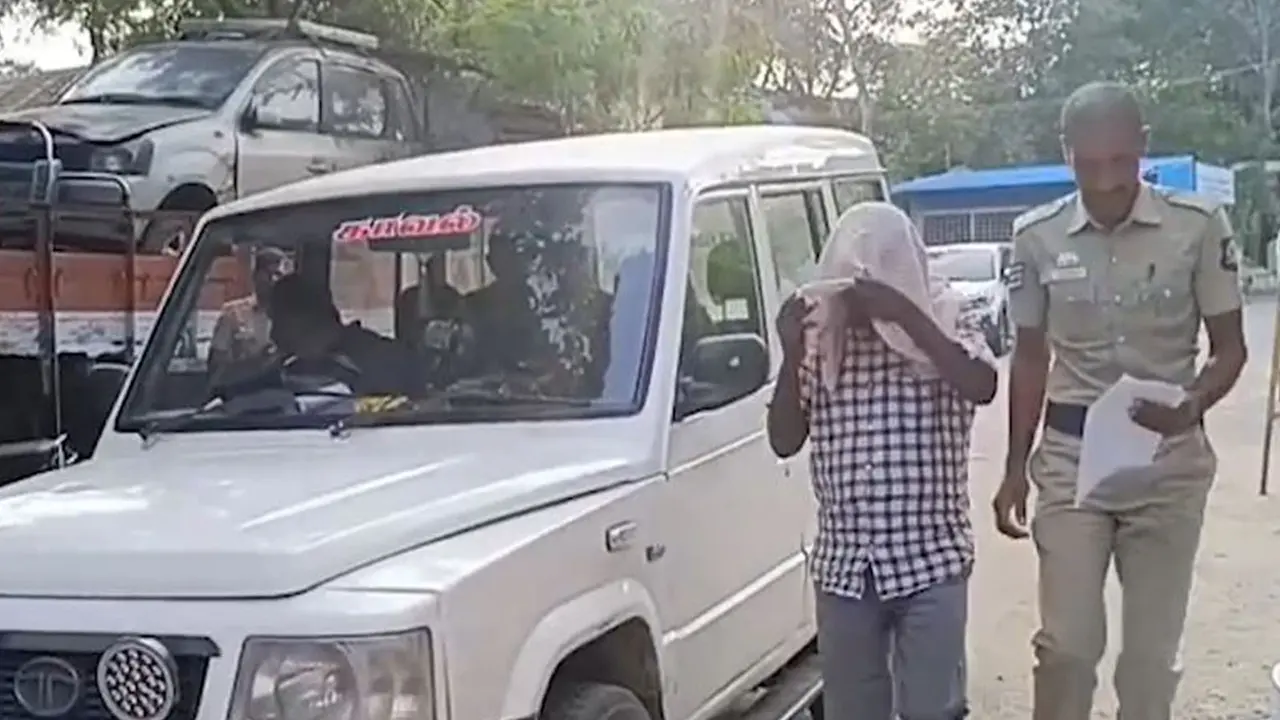 Tamil Nadu: Education Department Trainer Arrested Under POCSO Act for Allegedly Harassing Minor Tamil Nadu: Education Department Trainer Arrested Under POCSO Act for Allegedly Harassing Minor