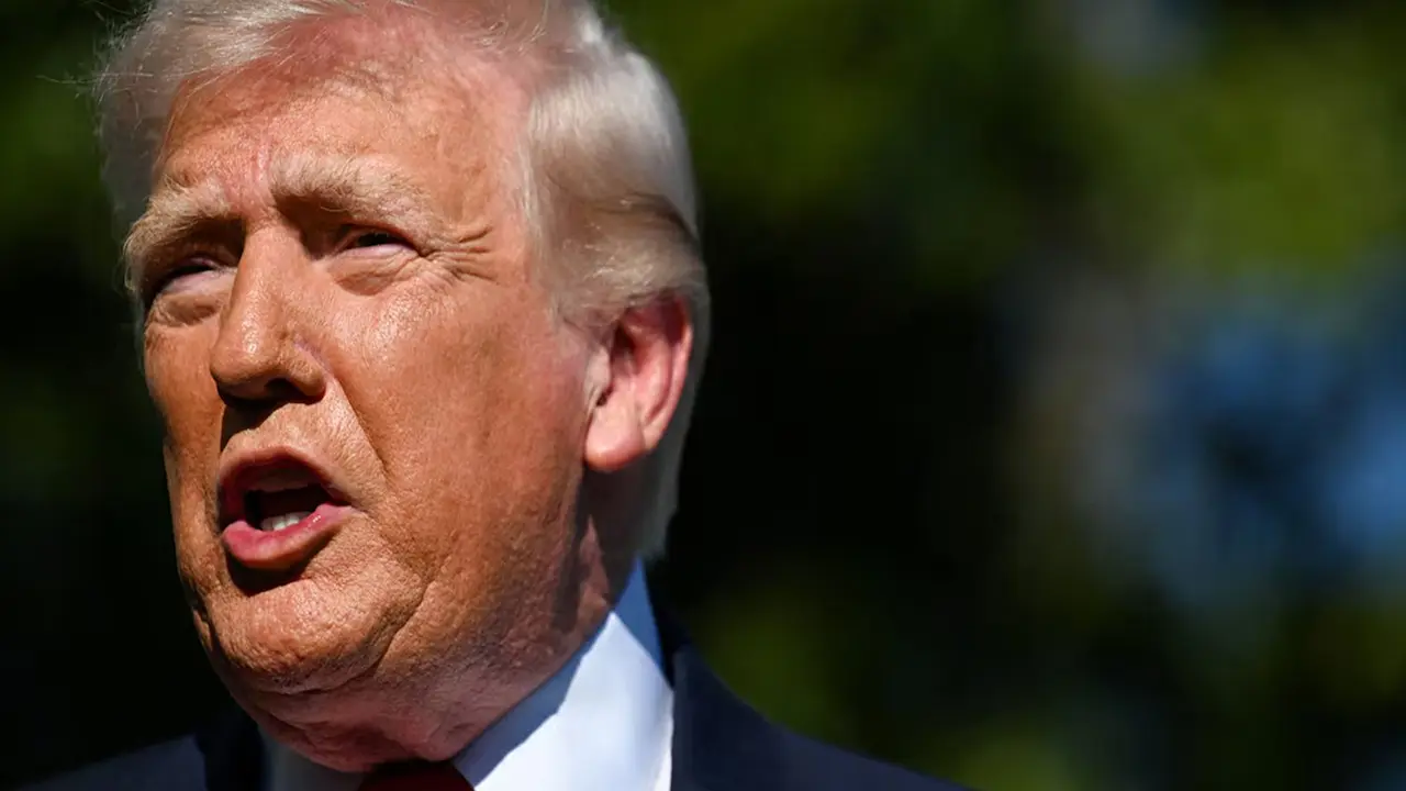 Trump Continues His Jibe on Zelenskyy, Says 'Not a Good Guy to Deal With' Amid Starlink Restriction Row Trump Continues His Jibe on Zelenskyy, Says 'Not a Good Guy to Deal With' Amid Starlink Restriction Row