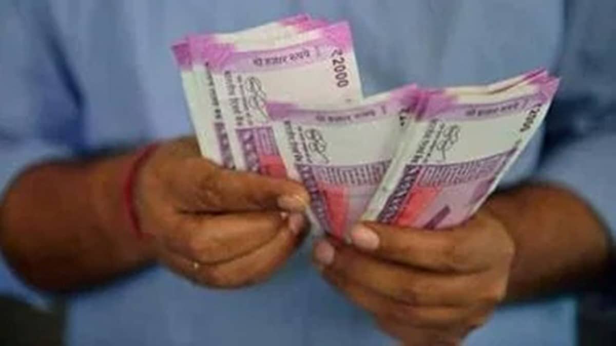 What Happens To Your Investment Goal When You Increase Your Monthly SIP By ₹1,000