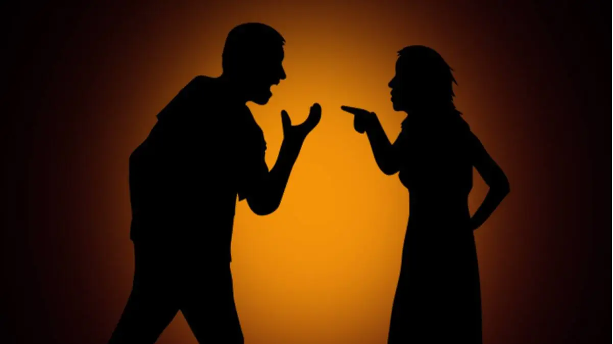 Husband Bites Wife's Lips in Heated Argument in Mathura, Woman Gets 16 Stitches Husband Bites Wife's Lips in Heated Argument in Mathura, Woman Gets 16 Stitches