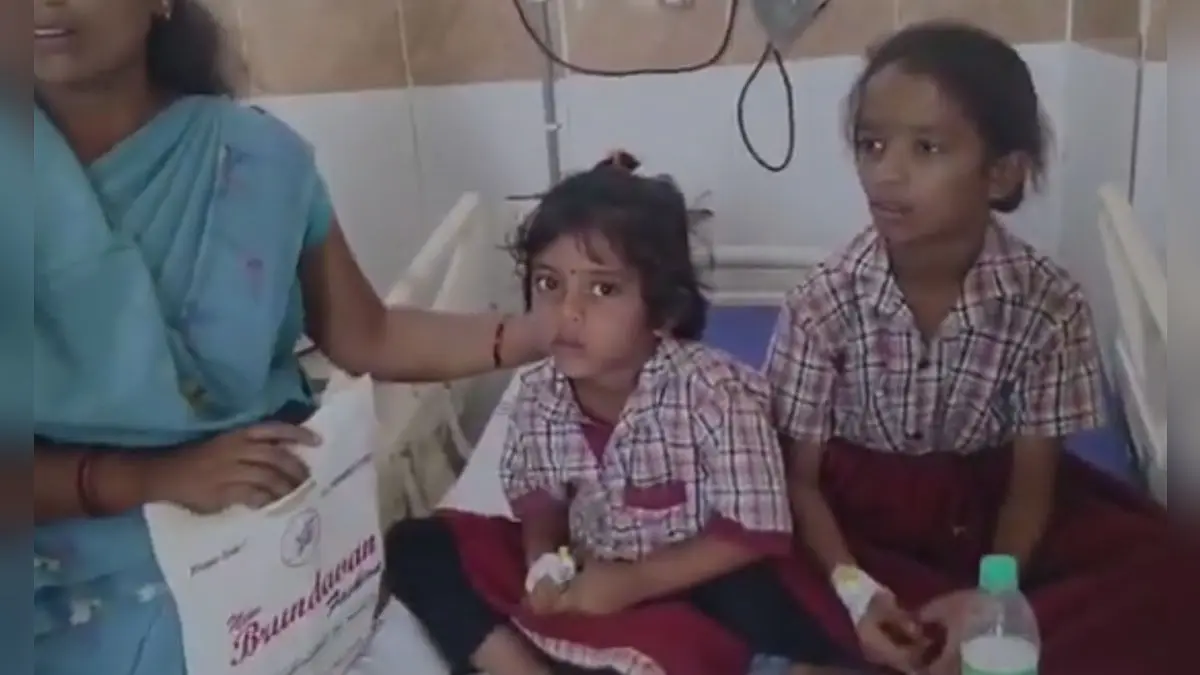 23 Students Fall Ill After Eating Mid-Day Meal At Govt School In Telangana 23 Students Fall Ill After Eating Mid-Day Meal At Govt School In Telangana