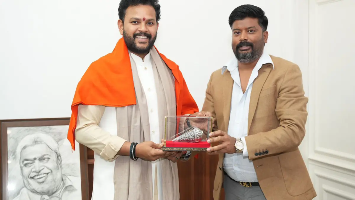 Civil Aviation Minister Ram Mohan Naidu clears NOCs for Shankh Air, Al Hind Air, FlyExpress after meetings